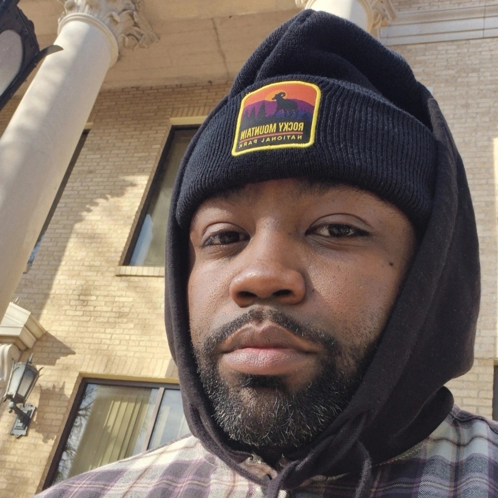 Meet your Posher, Chris